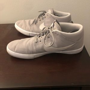 Nike SB Portmore Mid top sneaker